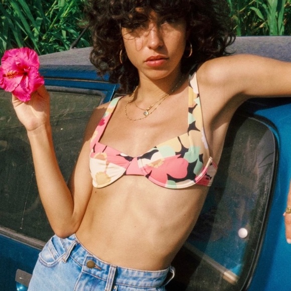 π₯π₯BILLABONG - PRETTY DAZE RUBY UNDERWIRE REVERSIBLE FIJI BIKINI SETπ₯π₯ - Picture 11 of 14